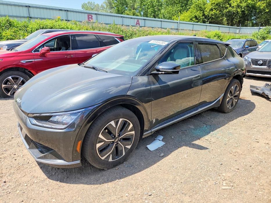 Kia EV6 2024 року з США