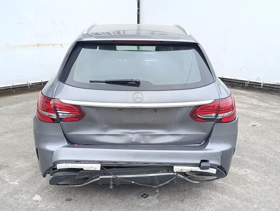 Para peças MERCEDES-BENZ Classe C Carrinha (S205)