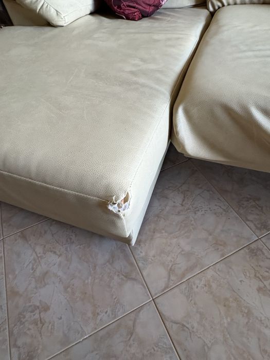 Ofereço Sofá Chaise Longue