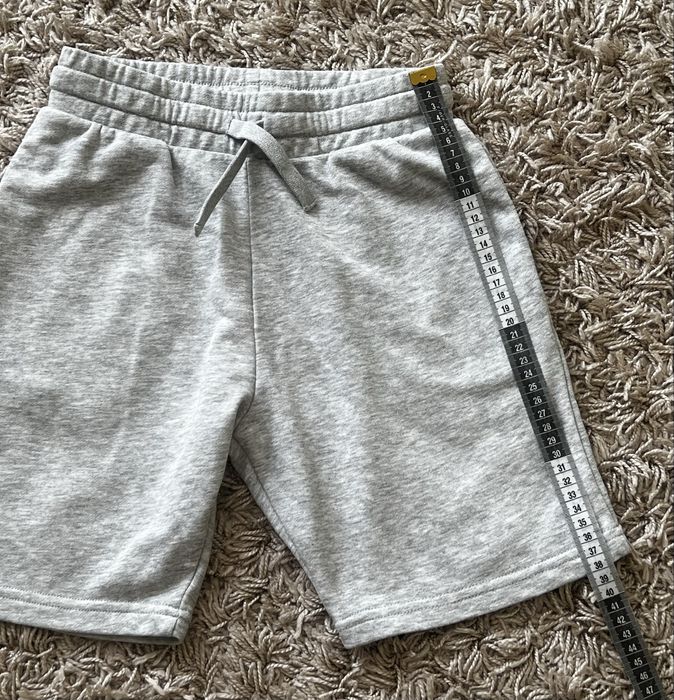 Трикотажні шорти H&M 140-146 розміру