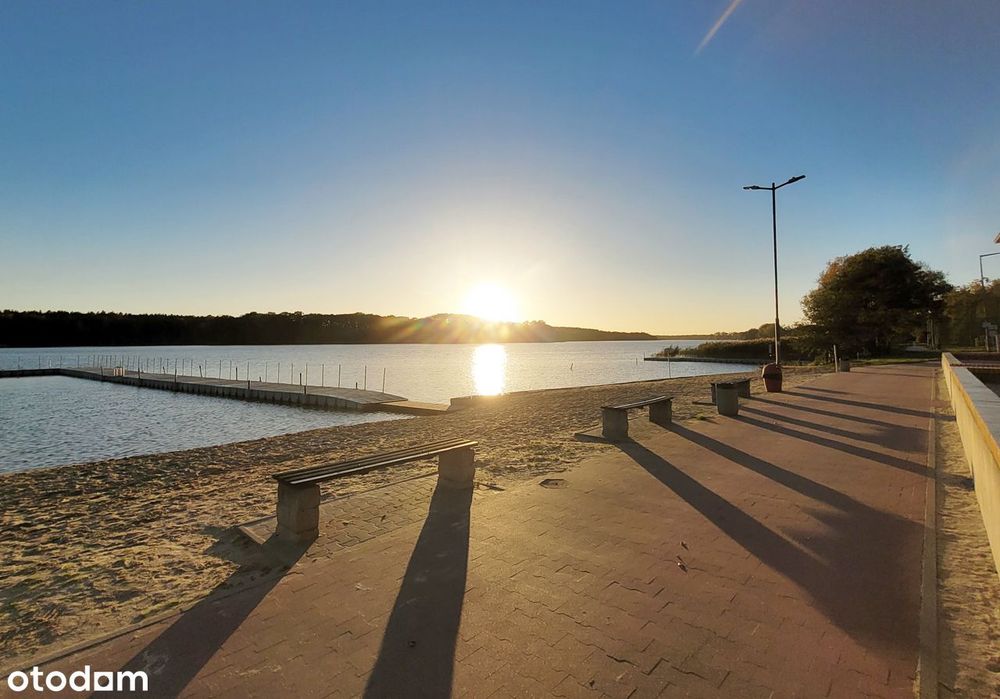 Wolnostojący dom nad samym Jeziorem Lusowskim