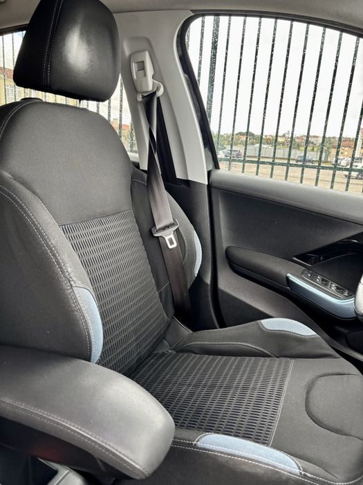 Peugeot 208 1.2 VTI
