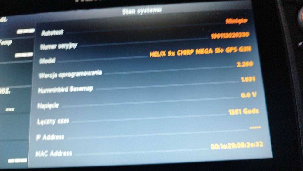 Echosonda humminbird helix 9 msi gen 3N działa z mega live