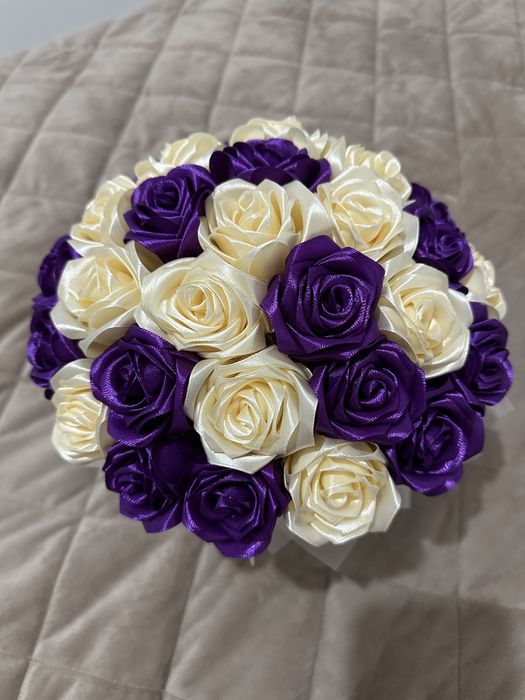 Букет з атласної стрічки