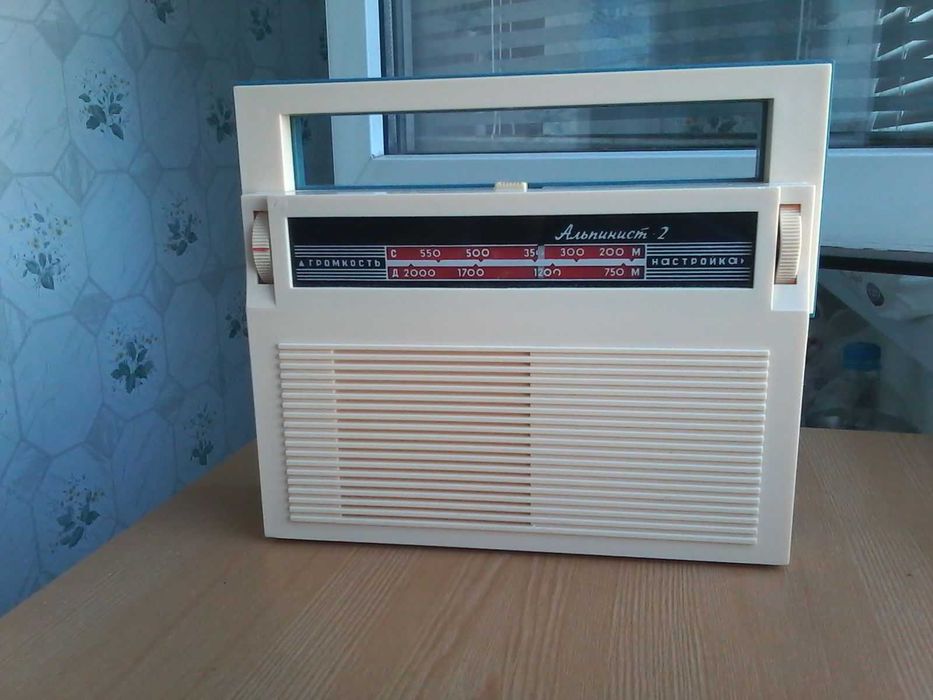 Радиоприёмник Альпинист 2