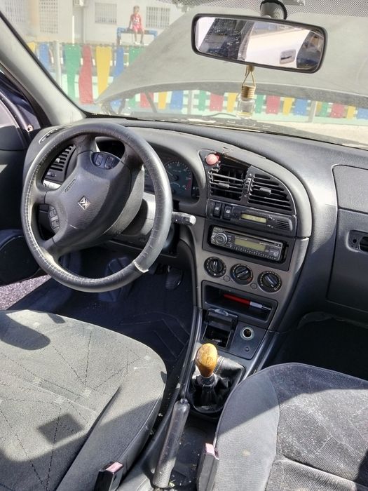 Citroen Xsara 1998 1.9D TURBO Peças ou Restaurar foto 2