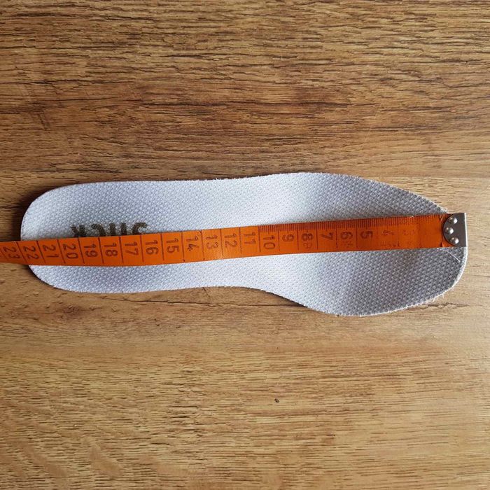 Резиновые сапоги