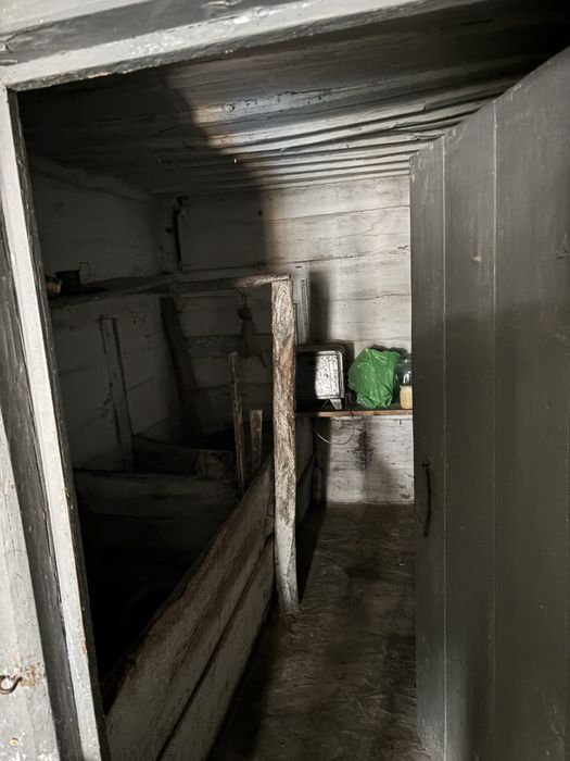 Продається будинок з землею село Ніжиловичі