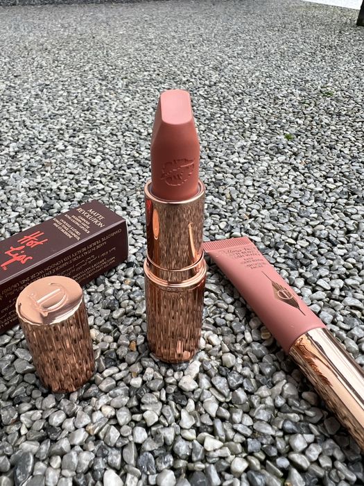 Charlotte Tilbury zestaw szminka pełnowymiarowa i róż nowe! Oryginalne