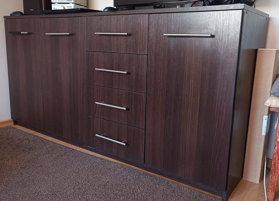 komoda wenge duża pojemna używana w świetnym stanie