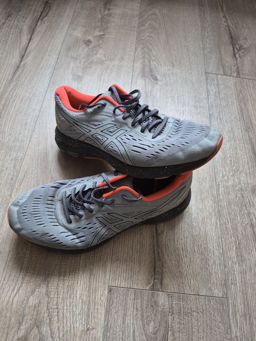 Sprzedam Buty Asics 45