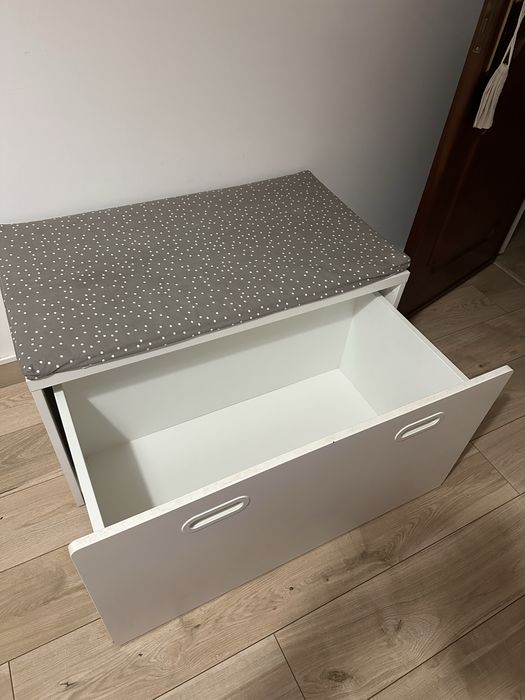 Bau de arrumação IKEA
