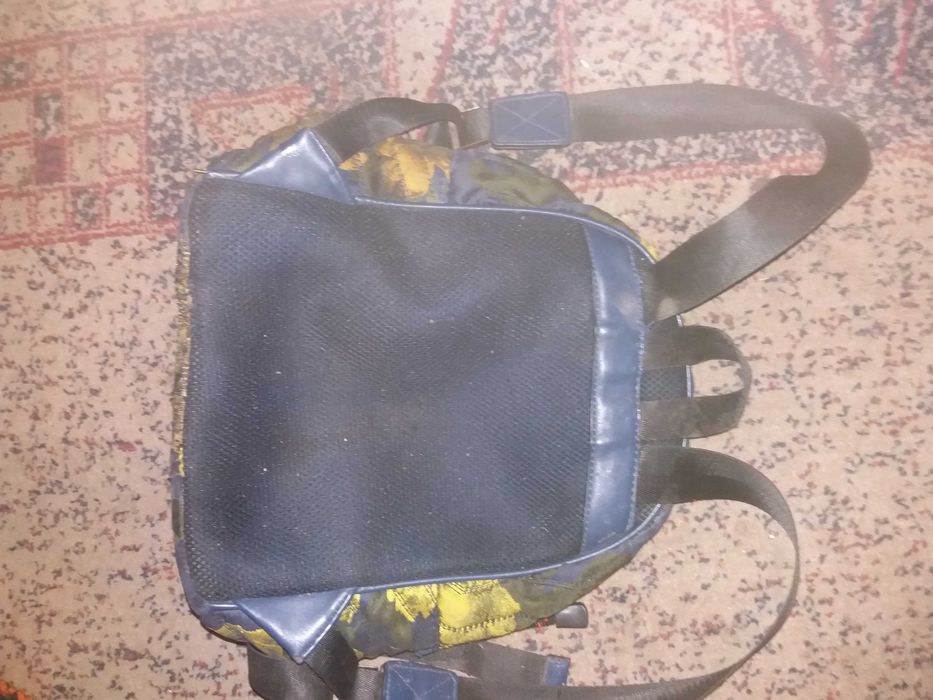 Продам жіночий портфель