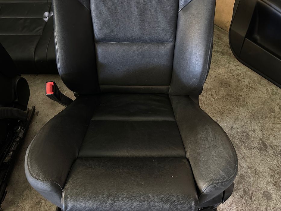 Conjunto de Bancos PACK M em pele BMW E61 520D 525D 530D