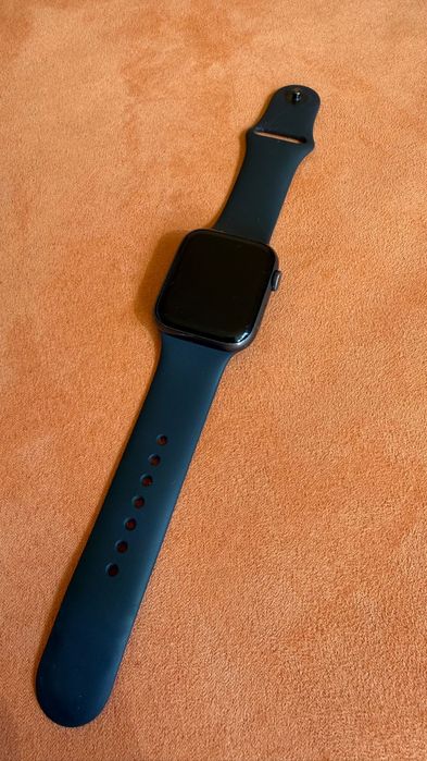 Apple Watch SE 44mm GPS Black Aluminium