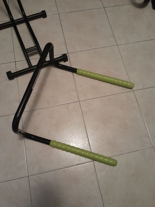 Suporte de parede para bicicletas