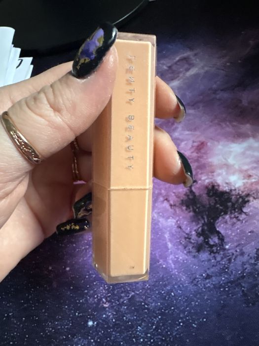 Fenty two lip kiss gloss bomb stix