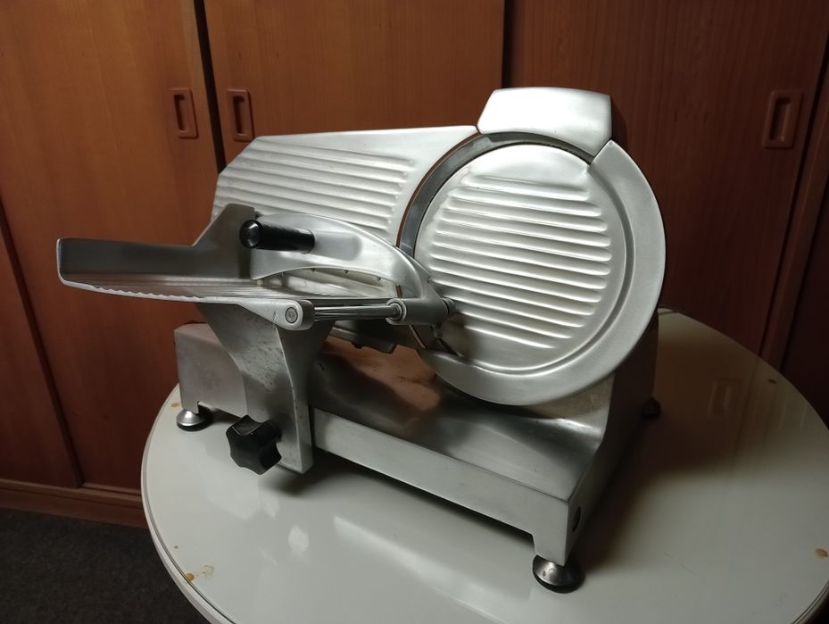 Máquina de cortar fiambre