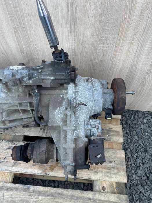 Роздаточна коробка Роздатка МКПП Hyundai Terracan 2.9 crdi редуктор