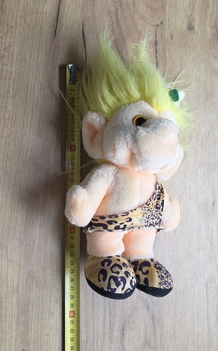 Maskotka retro troll lata 90 jaskiniowiec Trolio Trolls