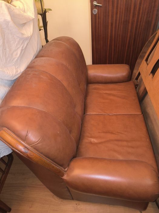 Sofás antigos pele