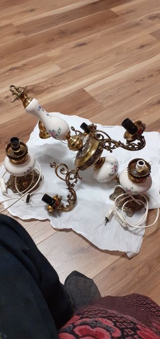 Candeeiro  de tetos e 2 Candeeiros de mesa