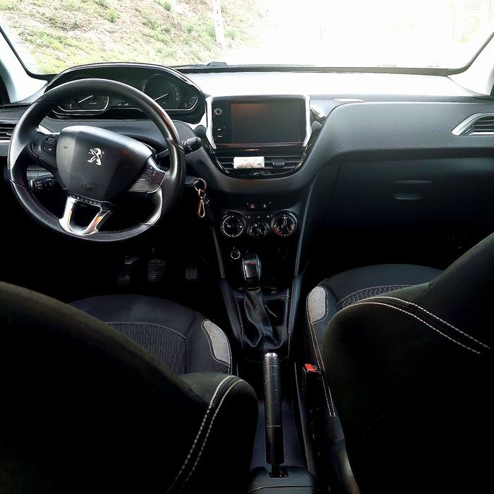 Peugeot 208 1.2 Puretech STYLE | 2016 | 110.000 KM | DISTRIBUIÇÃO MUDADA
