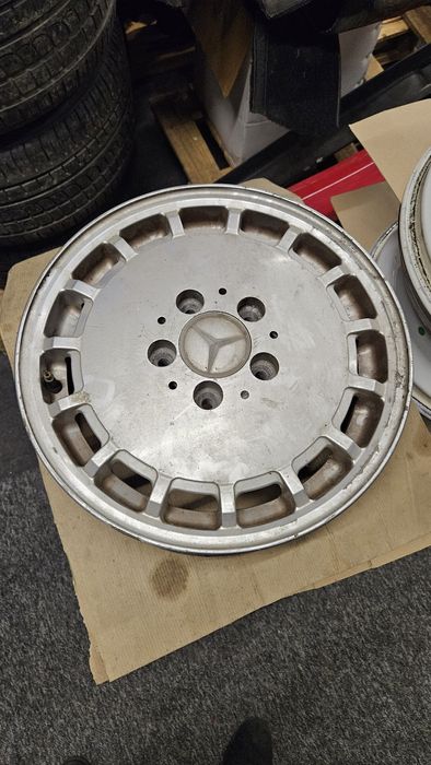 Felgi Mercedes Gullideckel w124 w201 6,5 J 15 ET48 5x112 gulli komplet