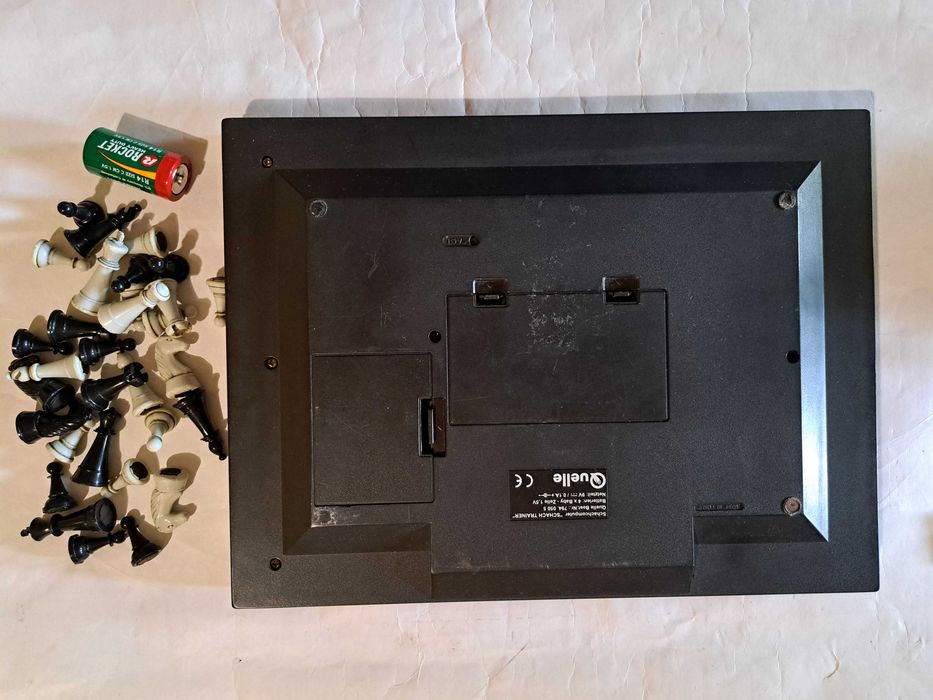Szachy Saitek Kasparov Schach Trainer  Elektroniczny Komputer Szachowy