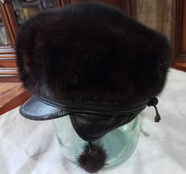 Жіноча фуражка  з норки