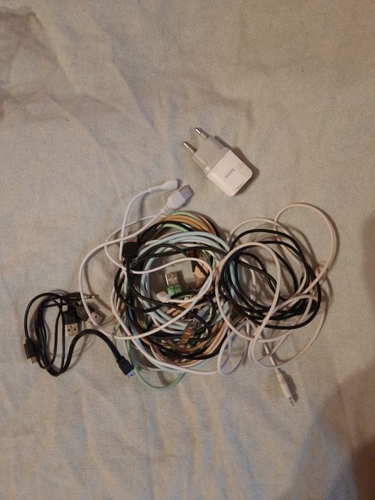 Бесплатно отдам usb