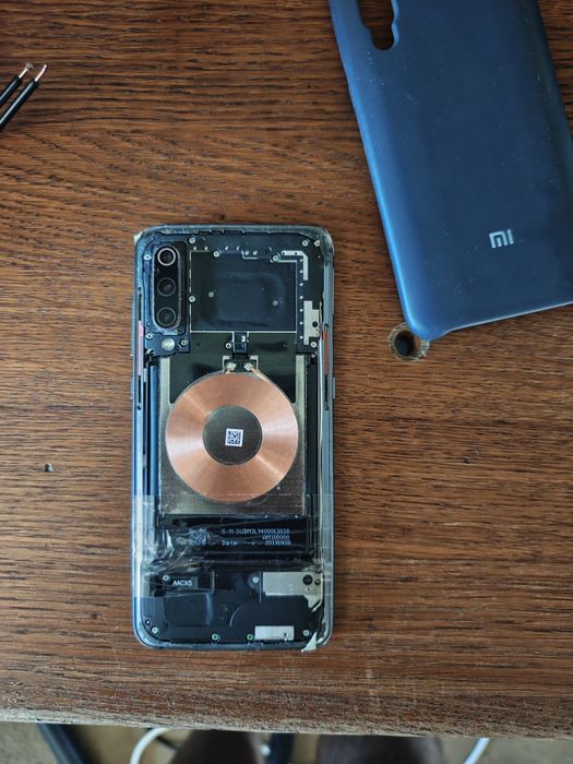 Vendo ou Troco MI8 e Redmi Note 8T: Extra Mi Band 10