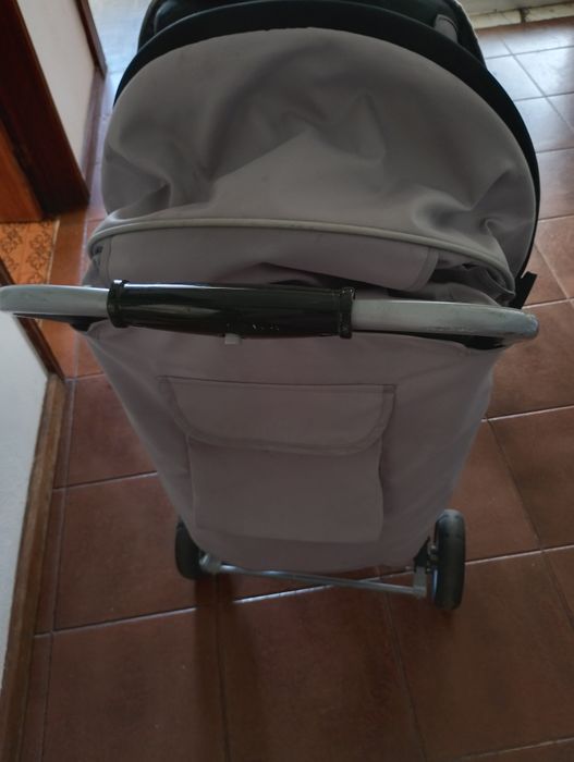 Carrinho de bebe mais ovo