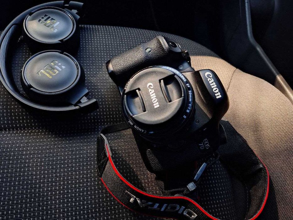 Фотоапарат Canon EOS 7D