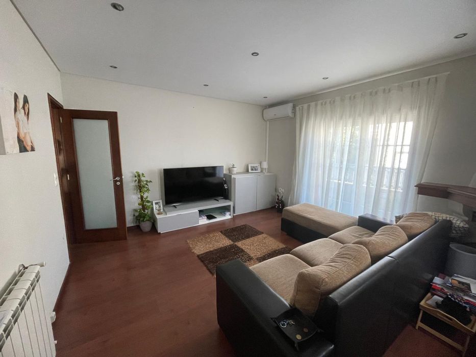 Moradia t3 térrea