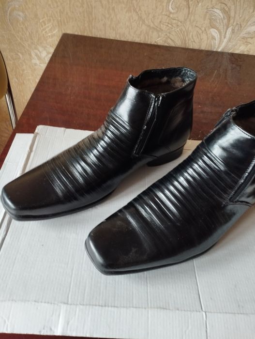 Мужские туфли  кожаные