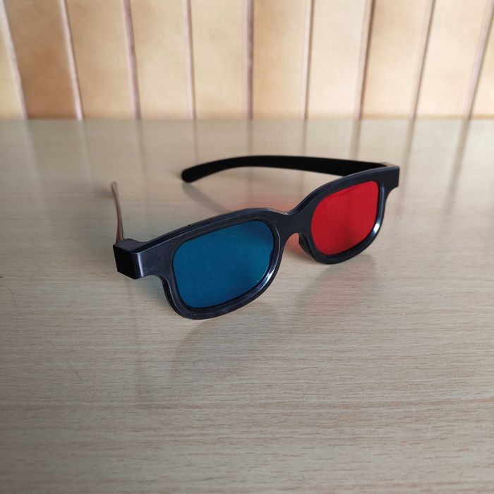 4 Óculos 3D Azul e Vermelho