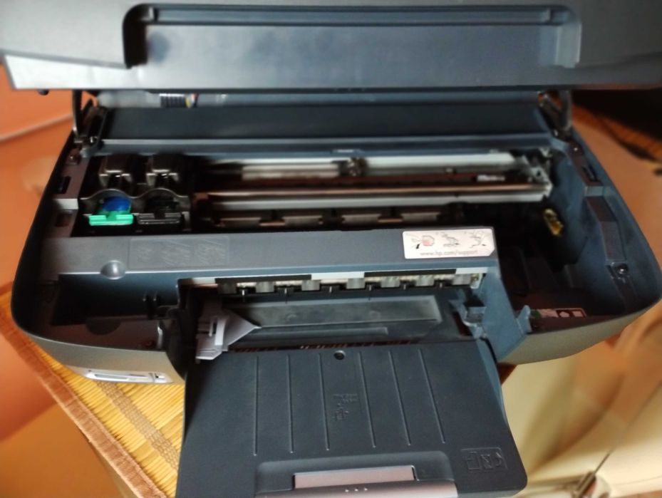 Sprzedam urzadzenie wielofunkcyjne HP PSC 2355-DRUKARKA