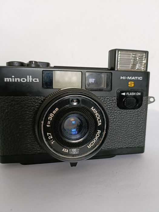 Aparat Minolta HI -MATIC S