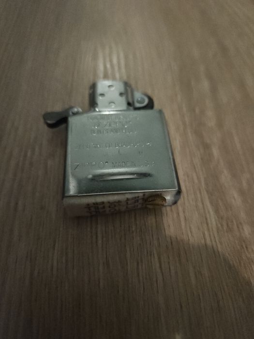 Isqueiro Zippo novo