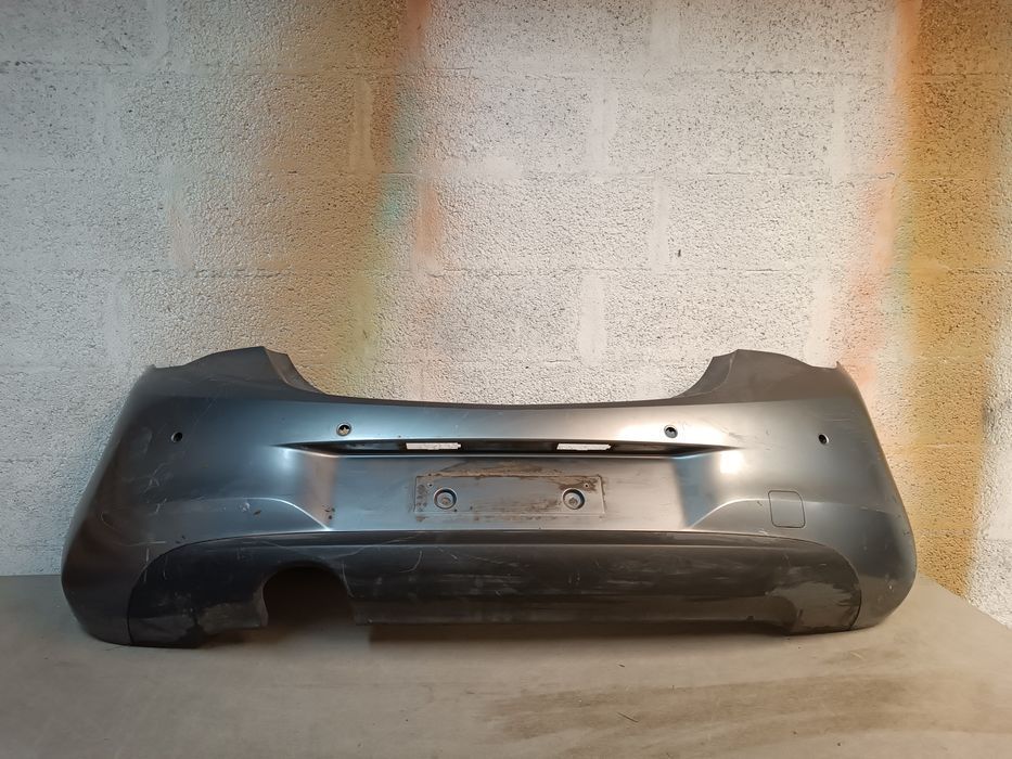 Vendo parachoque de trás do Opel Corsa É x15 ano 2014/22