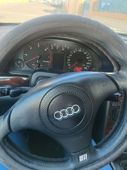 Carro Audi A4 B5