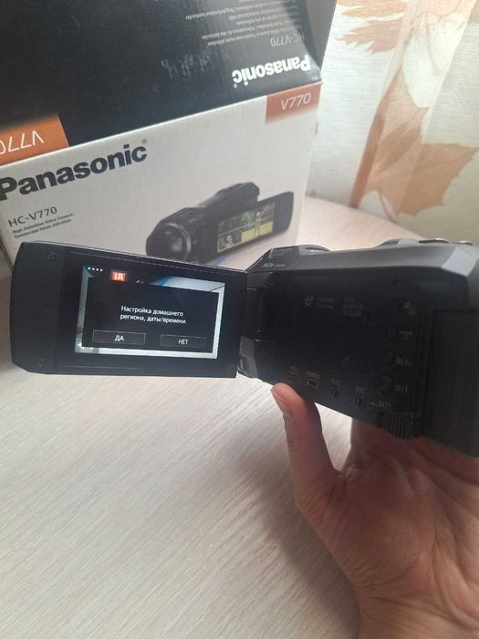 НОВА відеокамера Panasonic HC‑V770 нова, Full HD, HDR, Wi‑Fi, 20x optical zoom + сумка