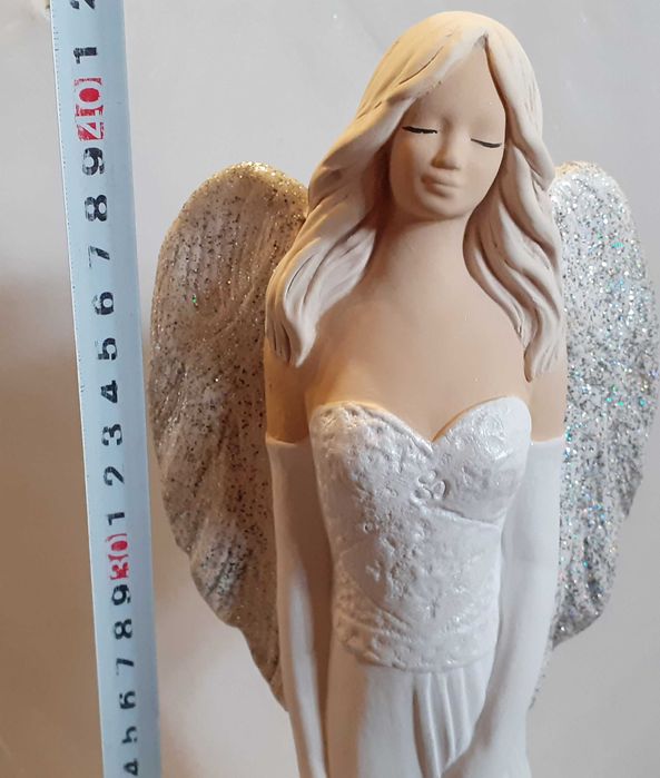 Anioł aniołek figurka