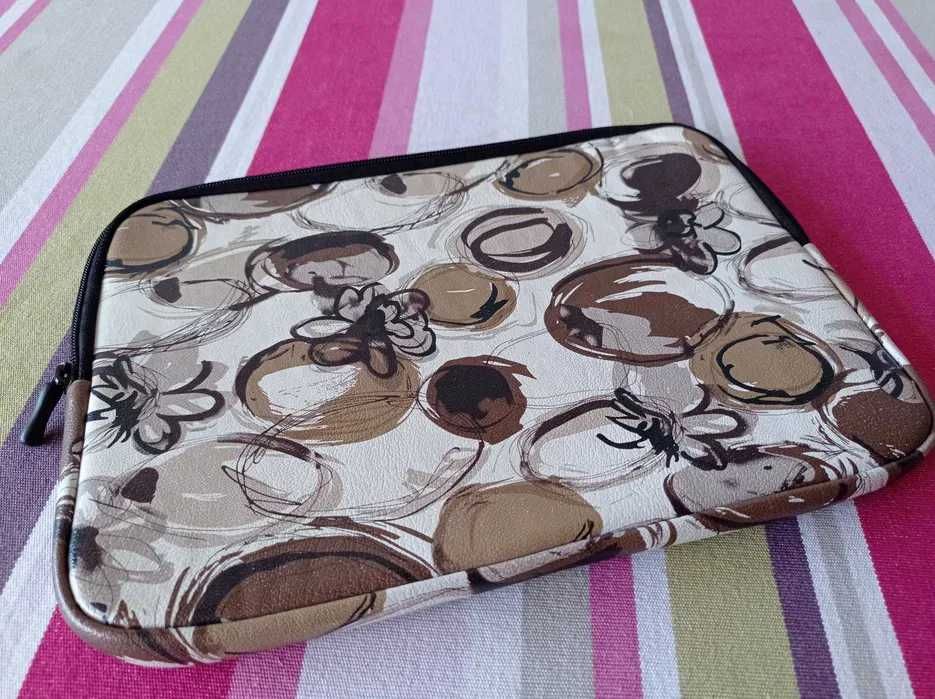 Bolsa tipo sleeve para tablet, ate 10 pol
