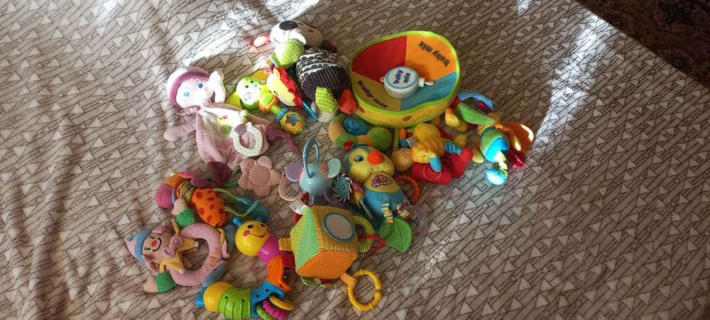 Пакет іграшок для найменших