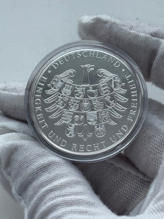 Пам'ятна медаль " Африка". 2016 рік. СРІБЛО. Сертифікат.