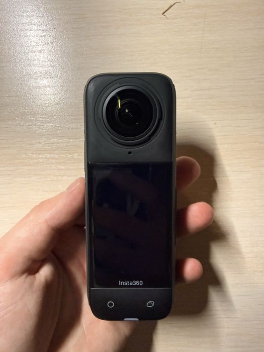 Камера Insta x4 360 + додатковий комплект