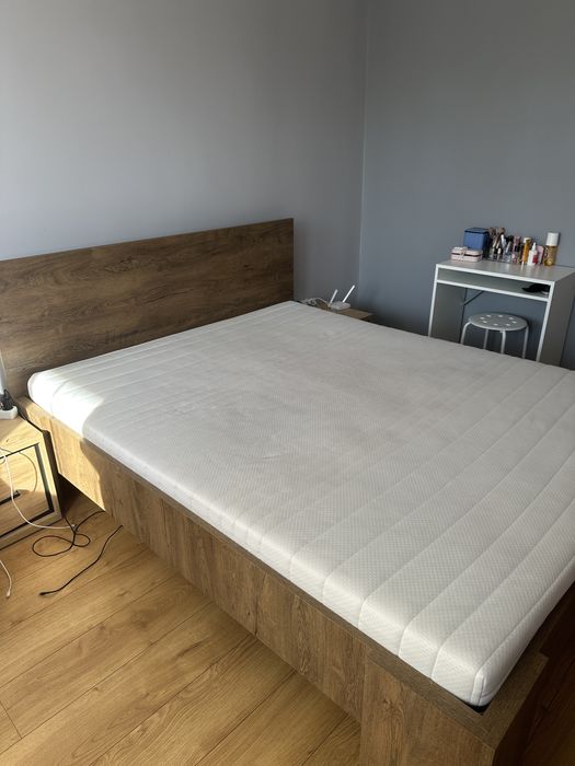 *Zarezerwowane* Łóżko i materac, zestaw