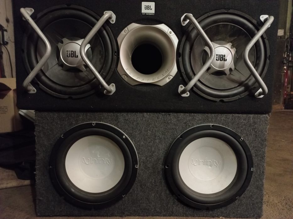 Сабвуфери 2 шт..